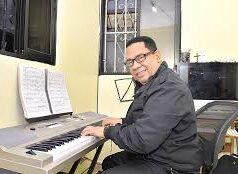 Armando Olivero: «La música nació conmigo, desde el vientre de mi madre»