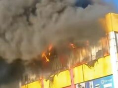 Policía Nacional desmiente reportes de saqueos tras incendio en sucursal de L&R Comercial en Villa Mella