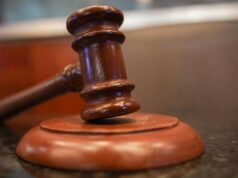 Condenan a 12 años a dos hombres que hirieron dueño de negocio en medio de asalto