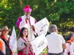 Fe y esperanza surcan tierra, cielo y agua: La Diocesis Stella Maris celebra «La Gran Concentración» De Domingo de Resurrección