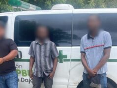DGM detiene ambulancia transportando haitianos indocumentados en Dajabón*