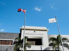 Bancas de lotería ilegales se instalan hasta en los alrededores del Ministerio de Hacienda