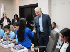 Delegación de estudiantes representará al país en Kenia y EE.UU.en programas internacionales de liderazgo y debate