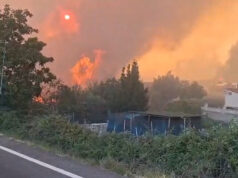 Gran incendio afecta Madrid; amenaza Escorial y base NASA