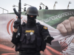 Irán advierte si militares de EU atacan, ‘entrarán en un infierno’