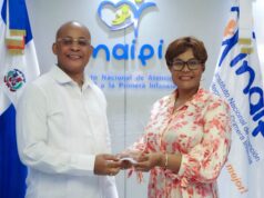 Directora del INAIPI, Josefa Castillo Rodríguez, recibe reconocimiento durante la Semana de la Ética 2026
