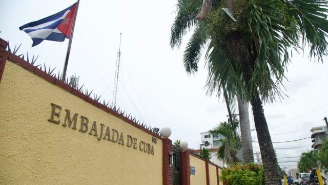 EMBAJADA