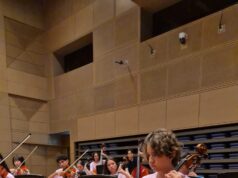 Dos jóvenes músicos dominicanos participan en una gira orquestal internacional en Japon