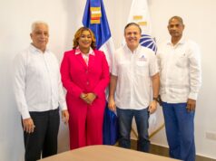 Administradora del Merca Santo Domingo, Mariana Távarez, gestiona con ministro de Vivienda reconstrucción de nave afectada por incendio